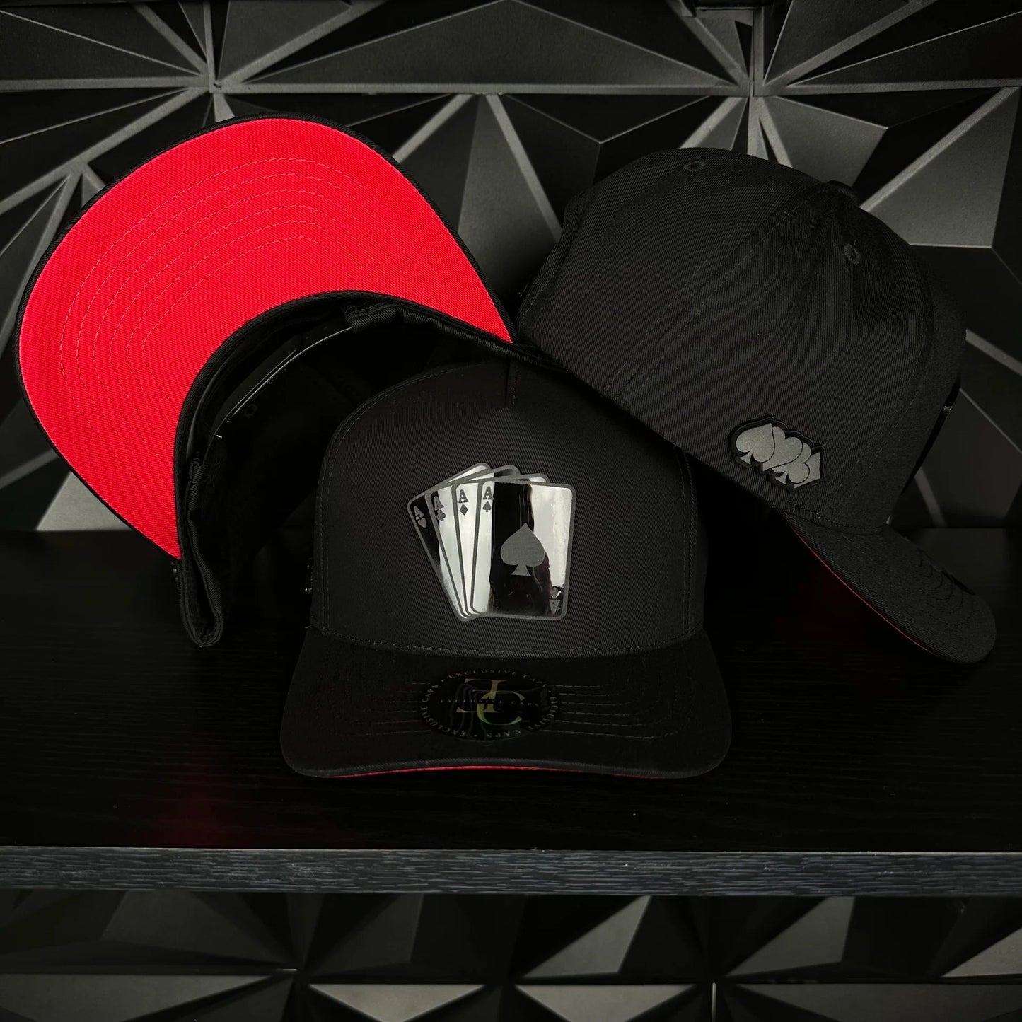 Playing Cards SnapBack Baseball Cap - Black/Red