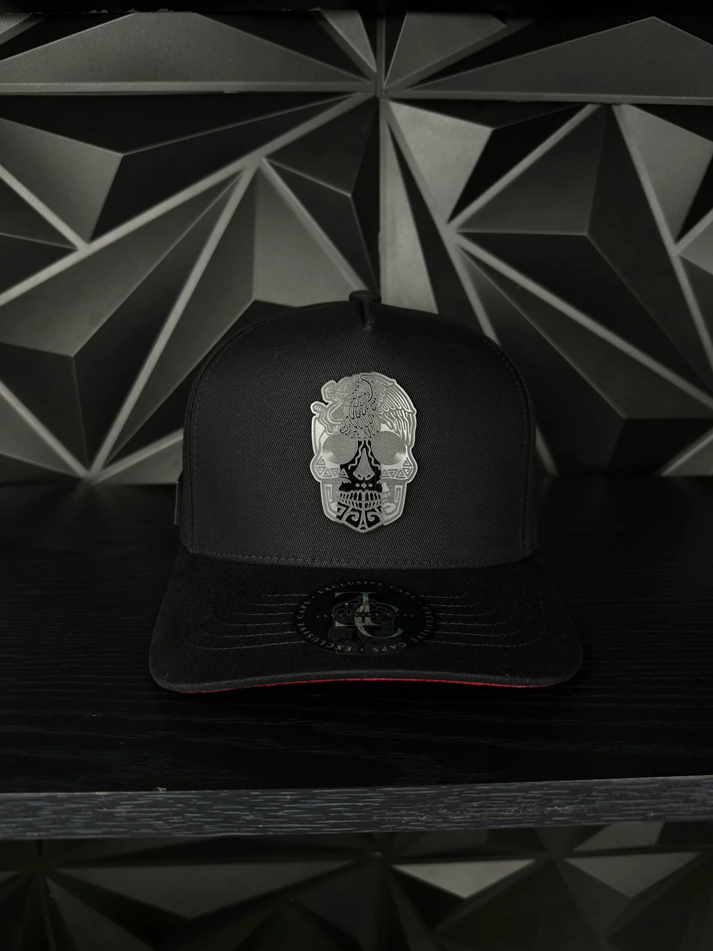 Mexico Skull Snapback Cap - Black/Red